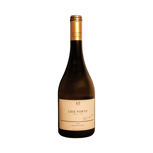 Luiz Porto Chardonnay Elegante Chardonnay nacional elaborado pela Luiz Porto em Cordislândia, Minas Gerais. Vinho branco brasileiro em nossa loja e delivery para Belo Horizonte BH e Nova lima.