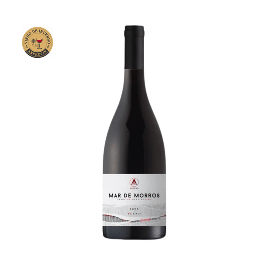 Mar de MorrosBelo blend de Cabernet Sauvignon, Cabernet Franc e Syrah feito pela Artesã na Serra da Mantiqueira Minas Gerais MG. Vinho tinto mineiro em nossa loja e delivery para Belo Horizonte BH e Nova Lima.