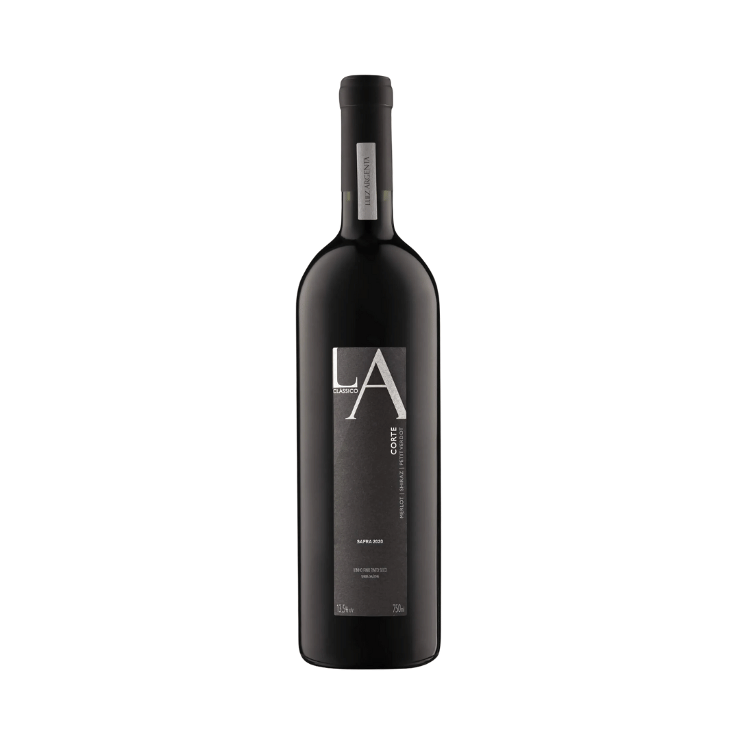 LA Clássico Corte Belo corte brasileiro de Merlot, Shiraz e Petit Verdot elaborado pela Luiz Argenta no RS. Vinho tinto gaúcho em nossa loja e delivery para Belo Horizonte BH e Nova Lima.