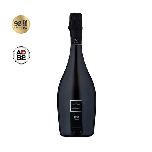 LA Cave Brut 48 Meses - Espumante Nacional Brasileiro Luiz Argenta Pontuado Premiado 92 pontos Descorchados 91 pontos descorchados 91 pontos guia adega revista vinteria adega bh belo horizonte loja delivery nova lima
