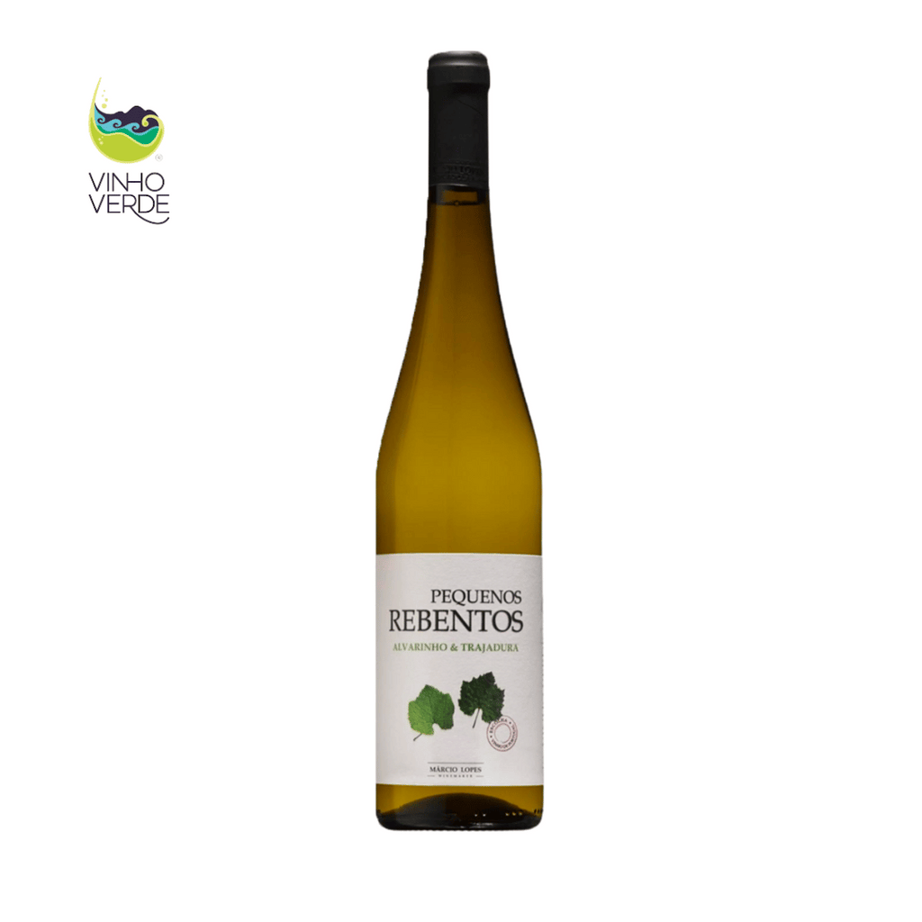 Pequenos Rebentos - Alvarinho e Trajadura | Espetacular vinho elaborado pelo enólogo Márcio Lopes no Minho, Portugal. Vinho portugues verde branco em nossa loja e delivery para Belo Horizonte BH, Nova Lima e Pampulha