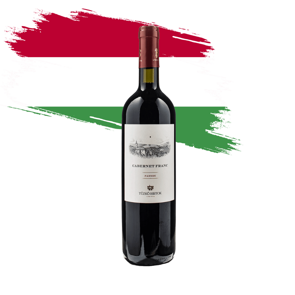 Tuzko - Cabernet Franc Elegante e complexo Cabernet Franc elaborado pela Tuzko Birtok Winery na Hungria. Vinho tinto húngaro em nossa loja e delivery para Belo Horizonte BH, Nova Lima e Pampulha.
